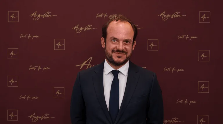 Portrait de Amaury Cavé, multifranchisé chez Augustin