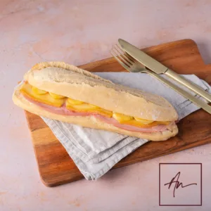 Ciabatta montagnard Augustin : pomme de terre, jambon blanc et fromage à raclette