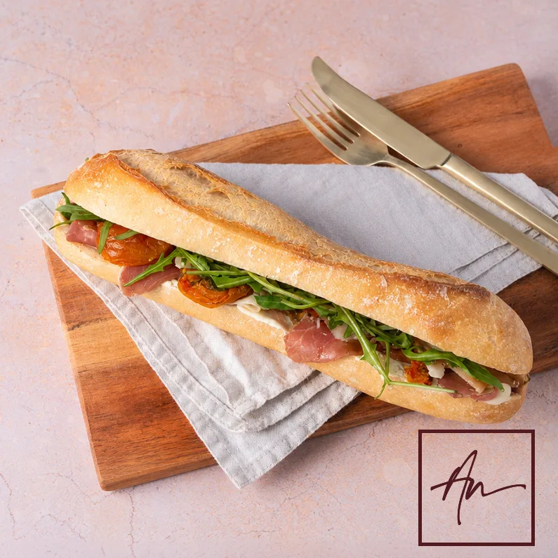 Sandwich corse : chèvre, coppa et miel